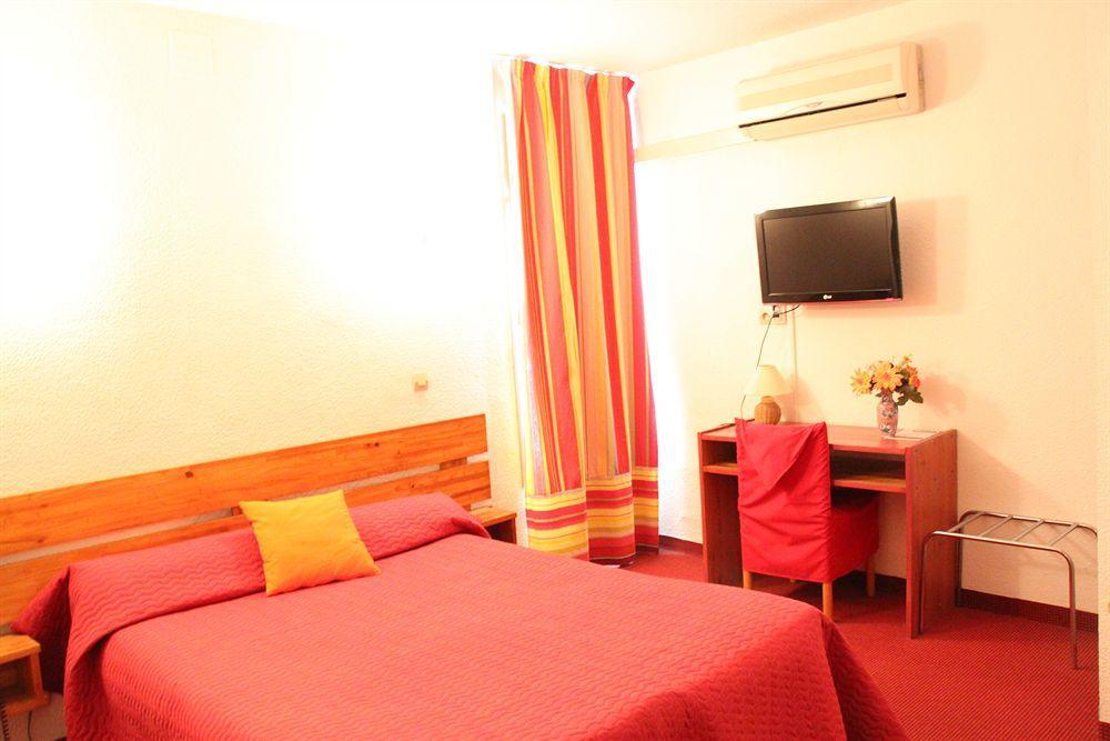 Hotel Alexander แปร์ปินญอง ภายนอก รูปภาพ